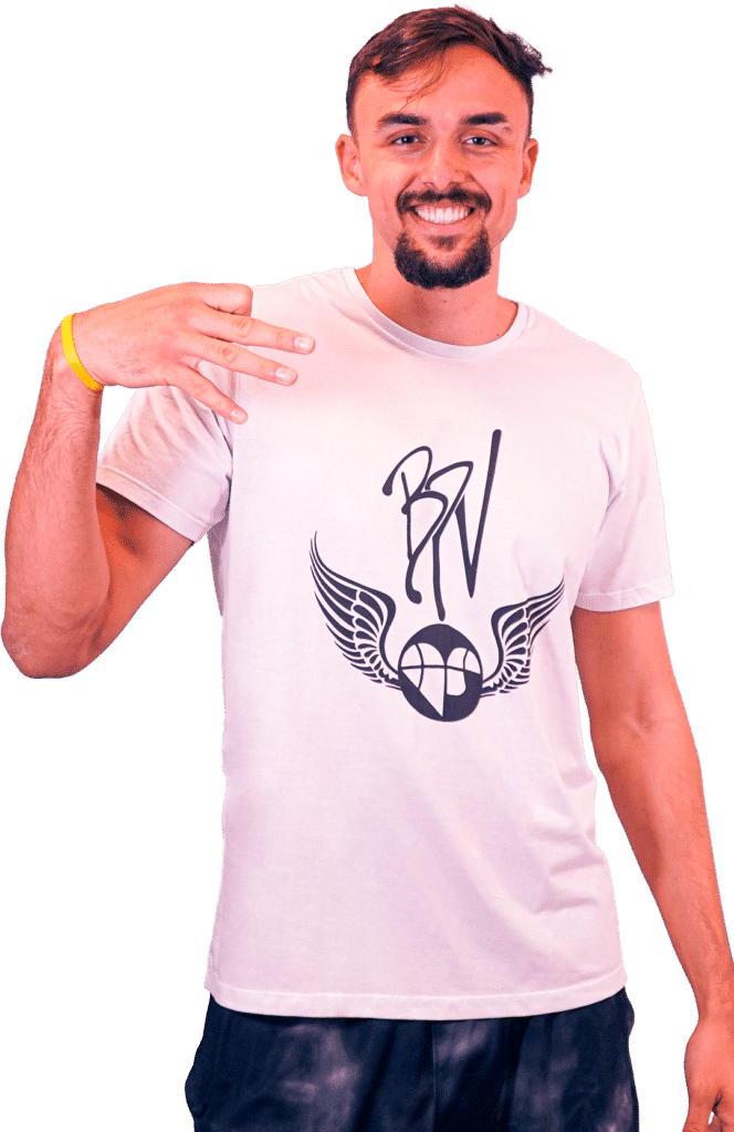 Foto Victão é um jogador de basquete, criador de conteúdo e fundador do Basquete Pra Vida agenciado pela Midia Hype